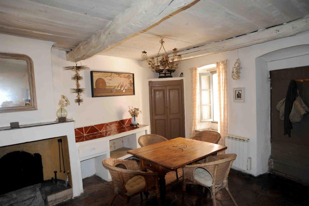 Appartement Dans Le Ciel Tourtour Eksteriør bilde